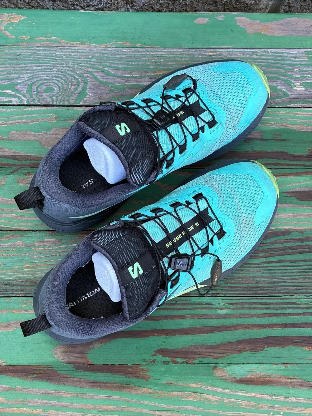 Salomon Womens Sense Ride 5 GTX Sneakers Sz 8 Trail Running Shoes Turquoise